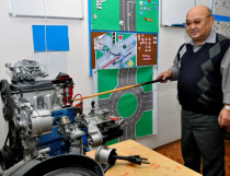 Көлік жүргізу мектебінің сабақтары